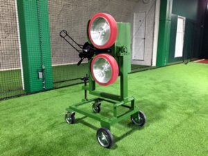 グイーン東京ピッチングマシーン