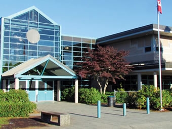 Langley Secondary School (BC州ラングレー・公立高校）