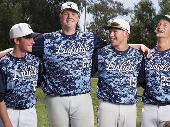 Linfield Christian School (CA州テメキュラ・私立)