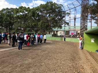 体験記｜IT企業社内ソフトボール大会[広々グランド2面でトーナメント方式]