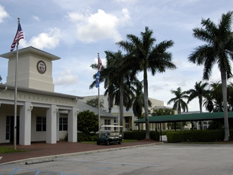 Mid Pacific Institute (HI州ホノルル・私立）