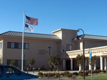 Linfield Christian School (CA州テメキュラ・私立)