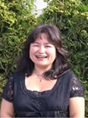 【現地サポートスタッフ】 ハンプトン 美香