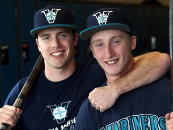 Lambrick Park Secondary School (BC州ビクトリア・公立高校）