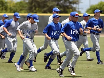 通年キャンプ プログラム