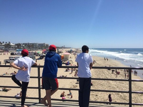 large_Huntington_Beach_CA_170402_0002